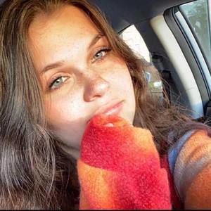 Meet your Posher, Lynne